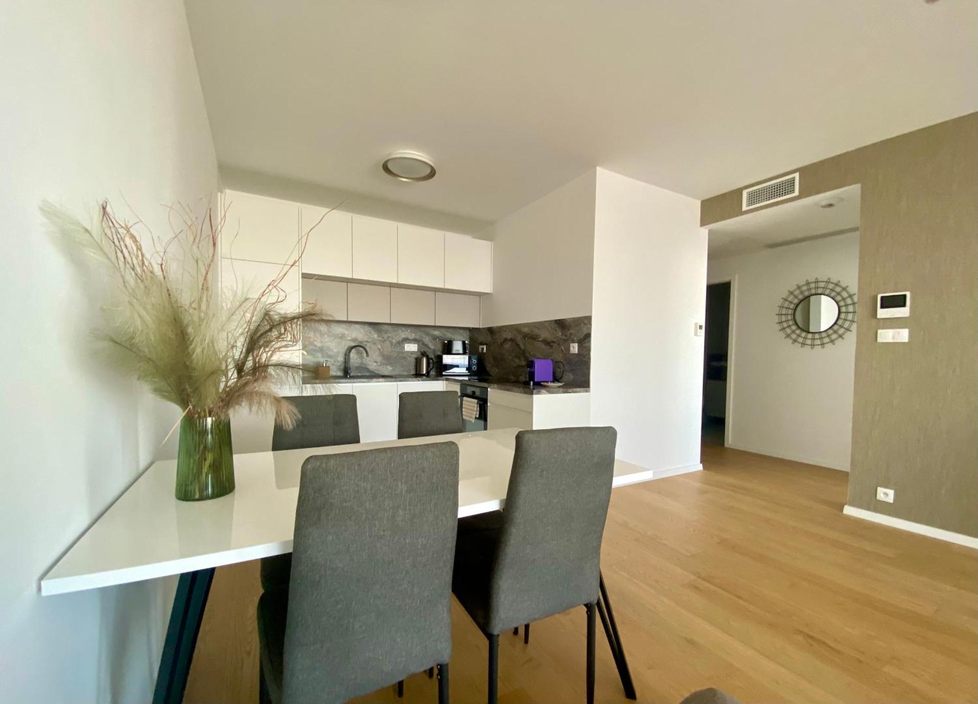 Danubius Apartments براتسيلافا المظهر الخارجي الصورة