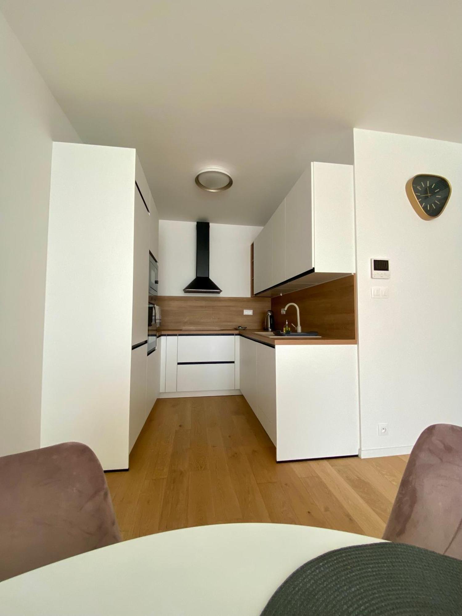 Danubius Apartments براتسيلافا الغرفة الصورة